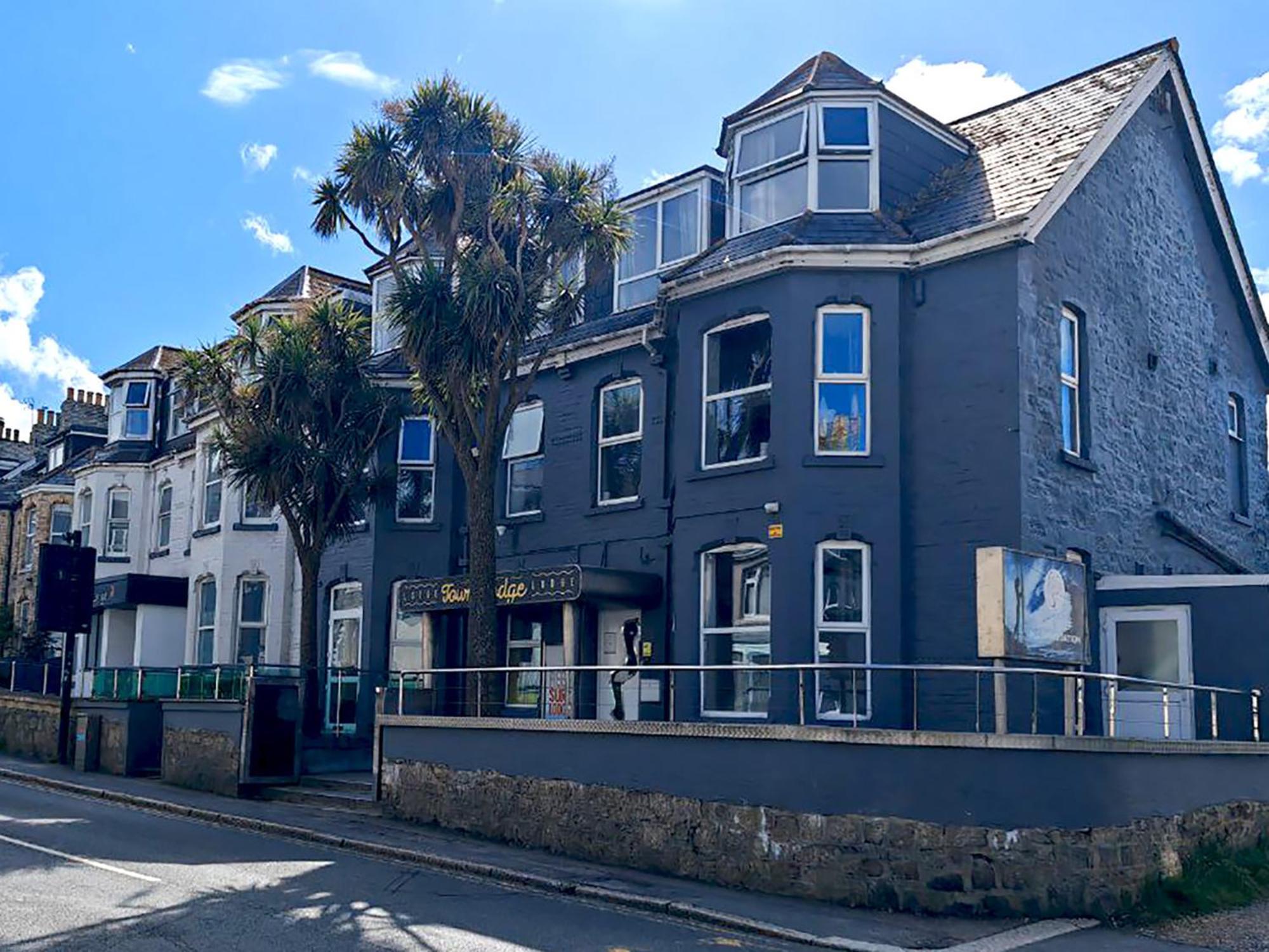 Town Lodge New Quay エクステリア 写真